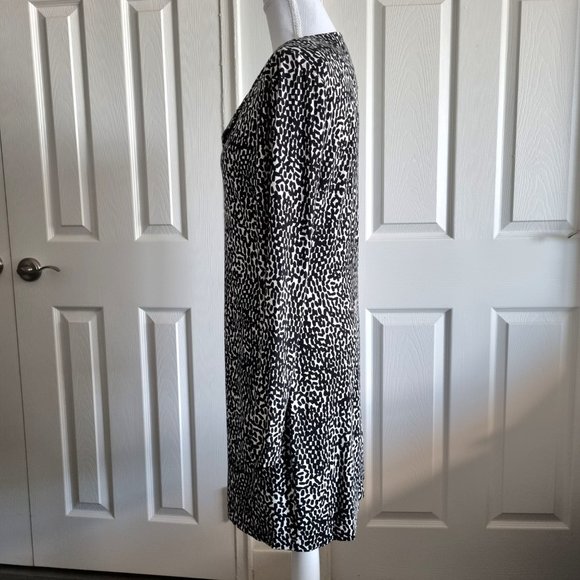 Diane Von Furstenberg "Reina" Dress Size 8 - Picture 3 of 14